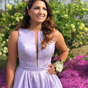 Meet your Posher, Isabella